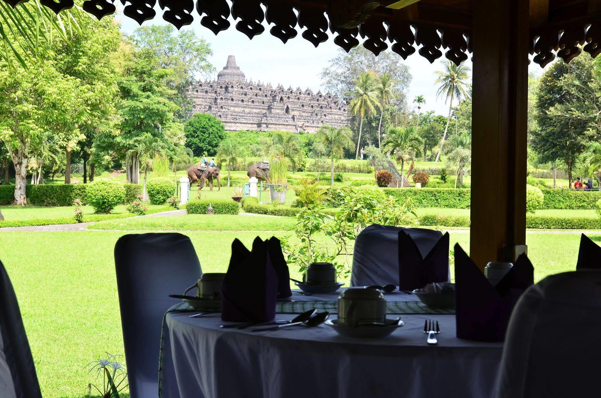 Manohara Resort Magelang Exterior photo